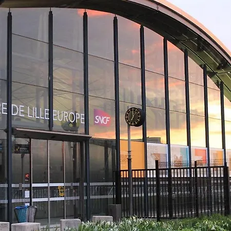 Equipped In Vieux-lille Near Grand Place ליל